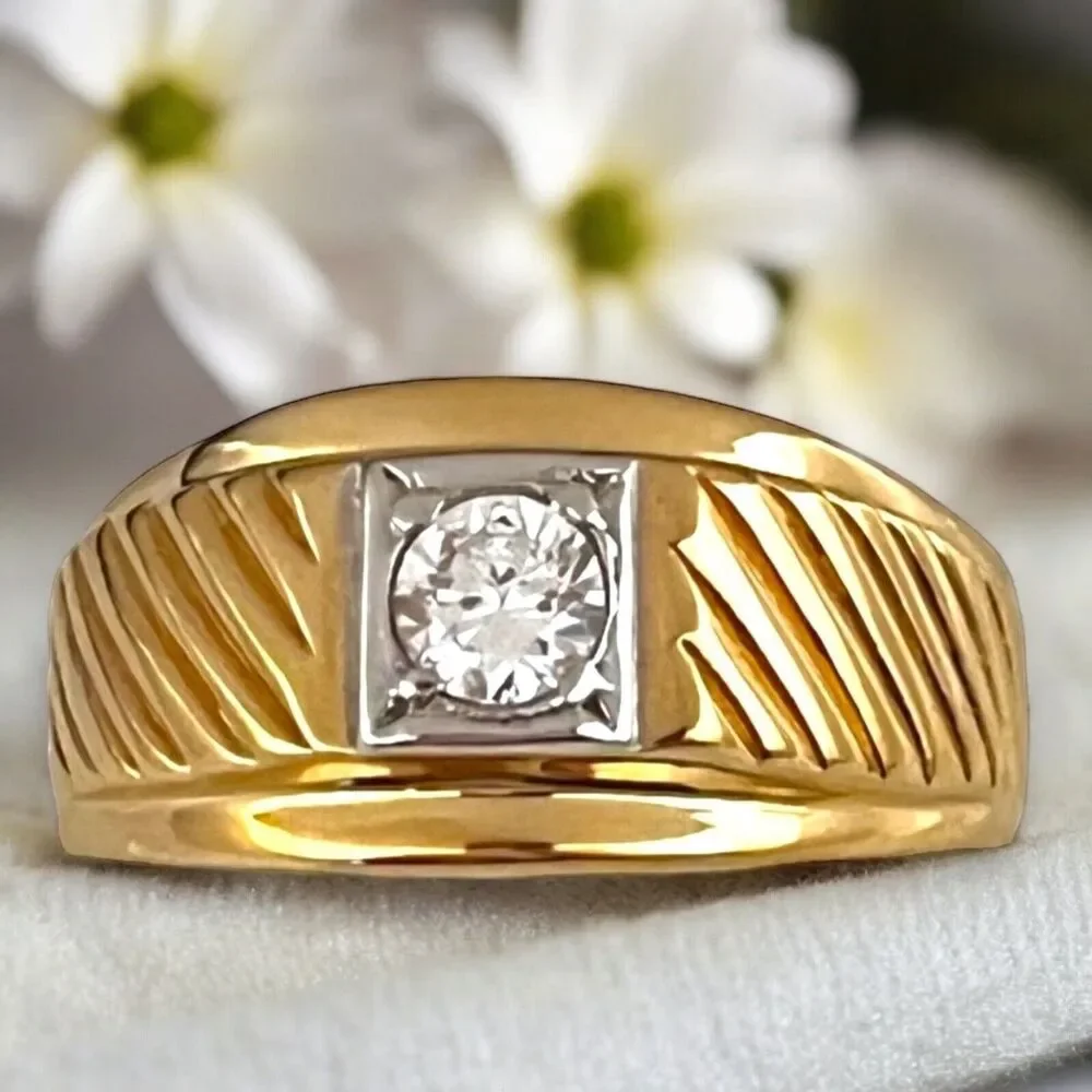Vintage 1970s Solitaire Ring Size 10 CZ Textured 18KT Gold Plated Band - 14O